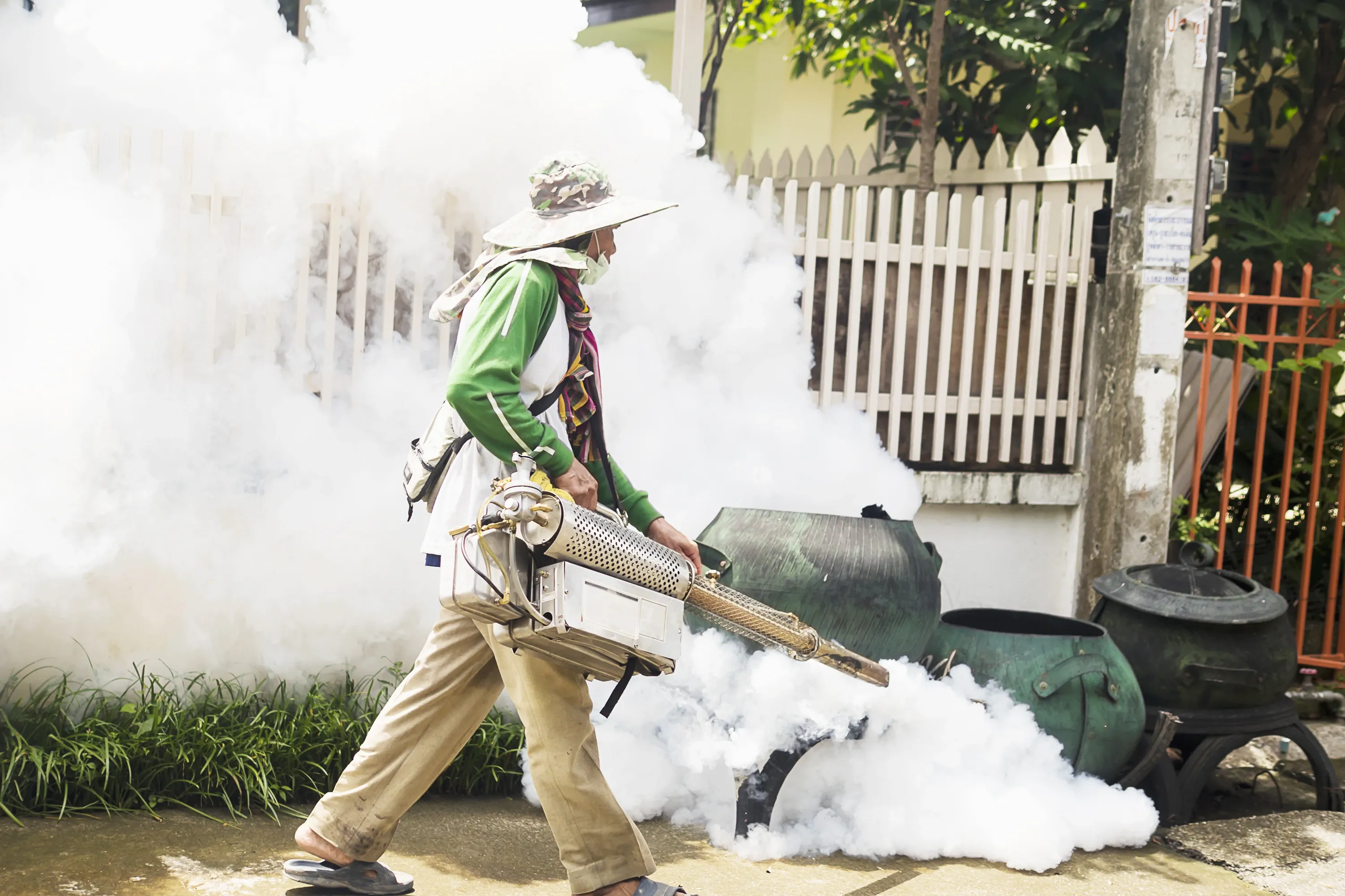 A Complete Homeowner’s Guide to Mosquito Control in Calgary (2026)